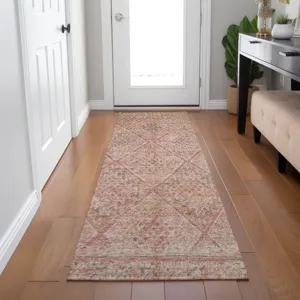 Indoor/Outdoor Karaj Pink 2\'3\" x 7\'6\" Runner Rug