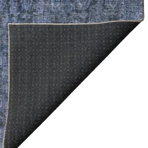 Indoor/Outdoor Karaj Blue 10\' x 14\' Rug