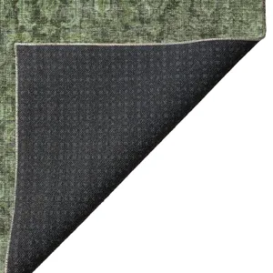 Indoor/Outdoor Karaj Cactus 2\'6\" x 3\'10\" Rug