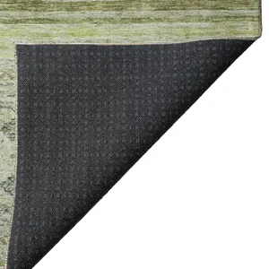 Indoor/Outdoor Karaj Aloe 10\' x 14\' Rug