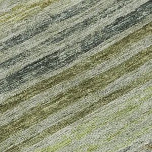 Indoor/Outdoor Karaj Aloe 10\' x 14\' Rug