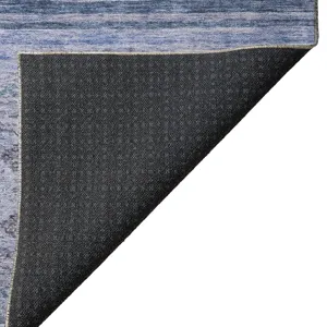Indoor/Outdoor Karaj Blue 2\'3\" x 7\'6\" Runner Rug