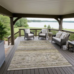 Indoor/Outdoor Karaj Brown 8\' x 10\' Rug