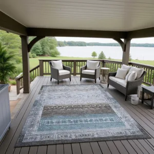 Indoor/Outdoor Karaj Blue 5\' x 7\'6\" Rug