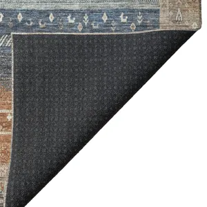 Indoor/Outdoor Karaj Brown 2\'6\" x 3\'10\" Rug