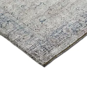 Indoor/Outdoor Karaj Blue 5\' x 7\'6\" Rug