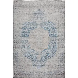 Indoor/Outdoor Karaj Blue 5\' x 7\'6\" Rug