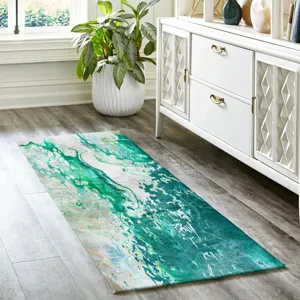 Kikiamo Emerald City 2\'3\" x 7\'6\" Runner Rug
