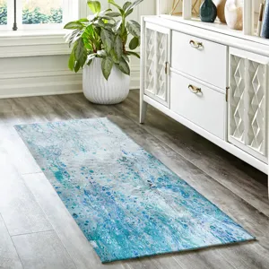 Kikiamo Ocean 2\'3\" x 7\'6\" Runner Rug