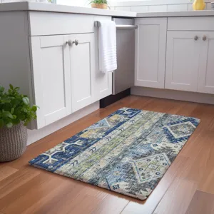 Luxury Washable Lorenzo Navy 1\'8\" x 2\'6\" Rug