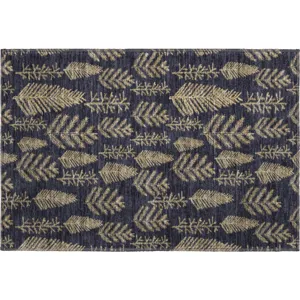 Luxury Washable Indoor/Outdoor Merry & Bright Black 1\'8\" x 2\'6\" Rug
