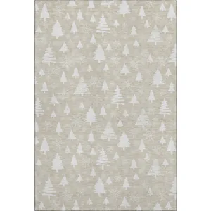 Luxury Washable Indoor/Outdoor Merry & Bright Beige 5\' x 7\'6\" Rug