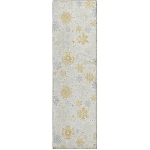 Luxury Washable Indoor/Outdoor Merry & Bright Ivory 2\'3\" x 7\'6\" Runner Rug