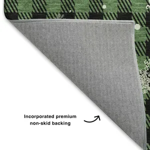 Luxury Washable Indoor/Outdoor Merry & Bright Green 8\' x 10\' Rug