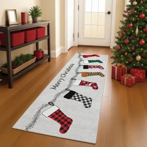 Luxury Washable Indoor/Outdoor Merry & Bright Silver 2\'3\" x 7\'6\" Runner Rug