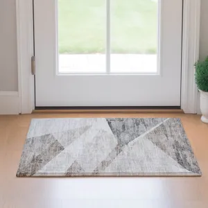 Machine Washable Indoor/Outdoor Neo Silver 1\'8\" x 2\'6\" Rug