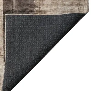 Indoor/Outdoor Nouveau Brown 8\' x 8\' Round Rug