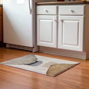 Luxury Washable Odyssey Taupe 1\'8\" x 2\'6\" Rug