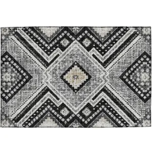 Luxury Washable Indoor/Outdoor Portico Black 1\'8\" x 2\'6\" Rug