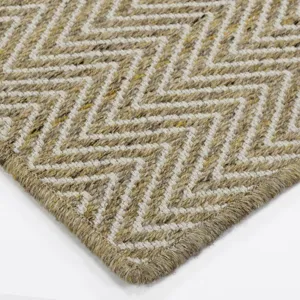Provo Gold 2\'3\" x 7\'6\" Runner Rug