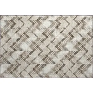 Luxury Washable Indoor/Outdoor Soft Essentials Beige 1\'8\" x 2\'6\" Rug