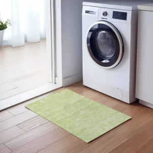 Luxury Washable Indoor/Outdoor Solace Lime 1\'8\" x 2\'6\" Rug