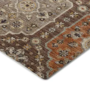 Indoor/Outdoor Silk Road Chocolate 2\'3\" x 7\'6\" Runner Rug