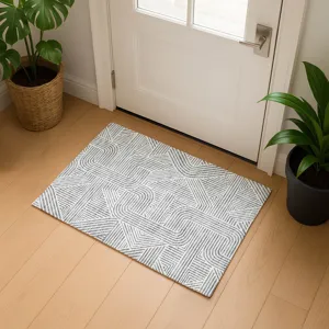 Luxury Washable Indoor/Outdoor The Reserve Gray 1\'8\" x 2\'6\" Rug