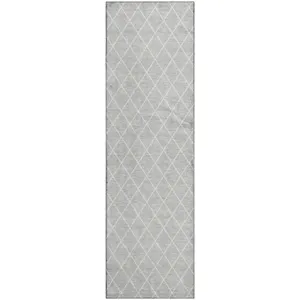 Luxury Washable Indoor/Outdoor The Reserve Silver 2\'3\" x 7\'6\" Runner Rug