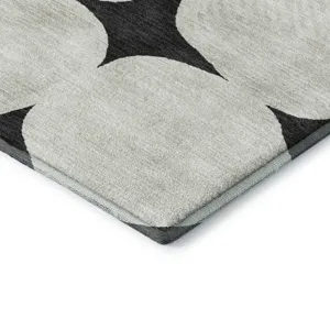 Luxury Washable Indoor/Outdoor The Reserve Black 2\'3\" x 7\'6\" Runner Rug