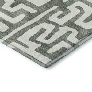 Luxury Washable Indoor/Outdoor The Reserve Basil 2\'6\" x 3\'10\" Rug
