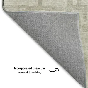 Luxury Washable Indoor/Outdoor The Reserve Taupe 8\' x 8\' Round Rug