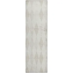 Luxury Washable Indoor/Outdoor The Reserve Ivory 2\'3\" x 7\'6\" Runner Rug