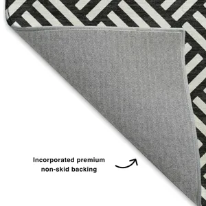 Luxury Washable Indoor/Outdoor The Reserve Black 1\'8\" x 2\'6\" Rug