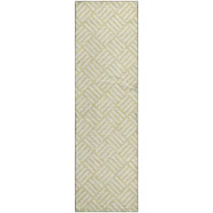 Luxury Washable Indoor/Outdoor The Reserve Wheat 2\'3\" x 7\'6\" Runner Rug