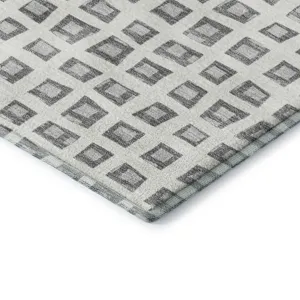 Luxury Washable Indoor/Outdoor The Reserve Gray 8\' x 8\' Round Rug
