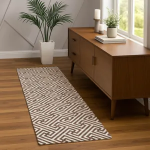 Luxury Washable Indoor/Outdoor The Reserve Coffee 2\'3\" x 7\'6\" Runner Rug