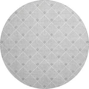 Luxury Washable Indoor/Outdoor The Reserve Silver 8\' x 8\' Round Rug