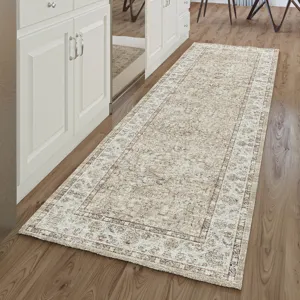 Tuscany Taupe 2\'6\" x 8\' Runner Rug