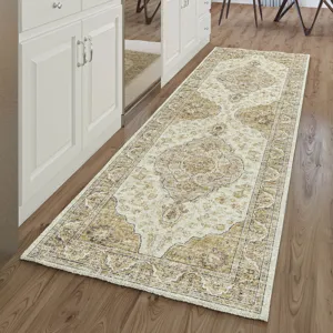 Tuscany Gold 2\'6\" x 8\' Runner Rug
