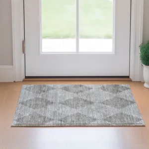 Luxury Washable Trevi Gray 1\'8\" x 2\'6\" Rug