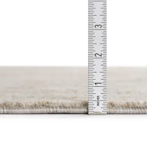 Vienna Ivory 1\'8\" x 2\'6\" Rug