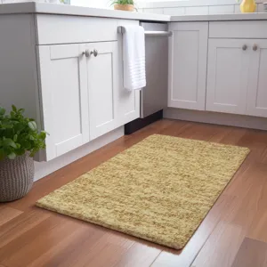 Luxury Washable Voyage Gold 1\'8\" x 2\'6\" Rug