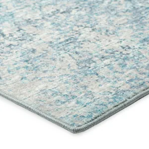 Winslow Sky 2\'6\" x 8\' Runner Rug
