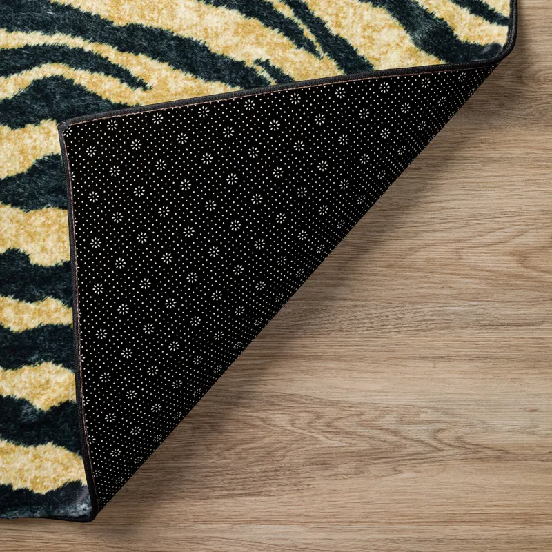 Akina Gold 8\' x 10\' Rug