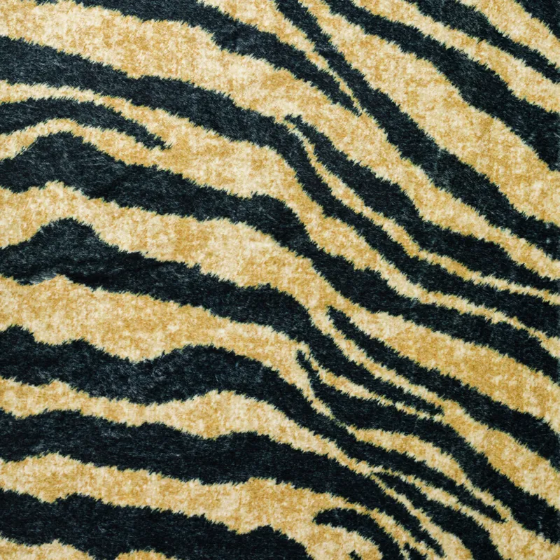 Akina Gold 8\' x 10\' Rug