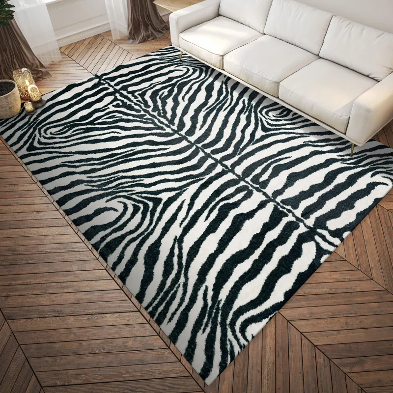 Akina Ivory 3\' x 5\' Rug