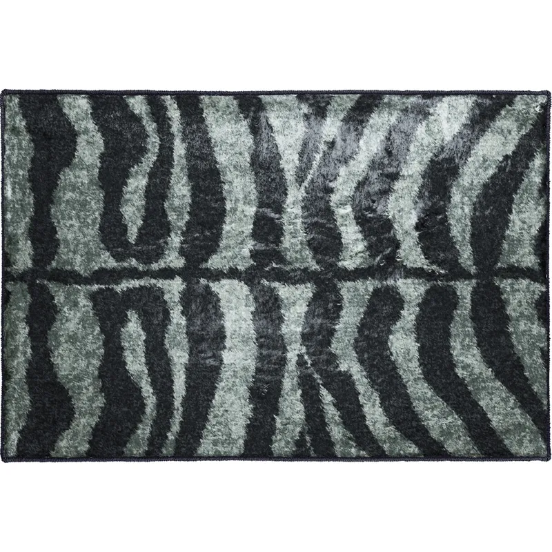 Akina Midnight 1\'8\" x 2\'6\" Rug