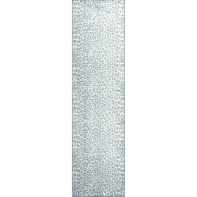 Akina Flannel 2\'3\" x 7\'6\" Runner Rug