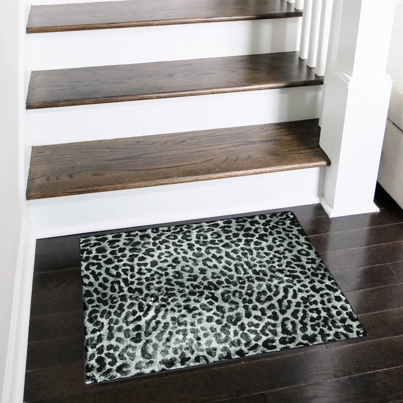 Akina Midnight 1\'8\" x 2\'6\" Rug